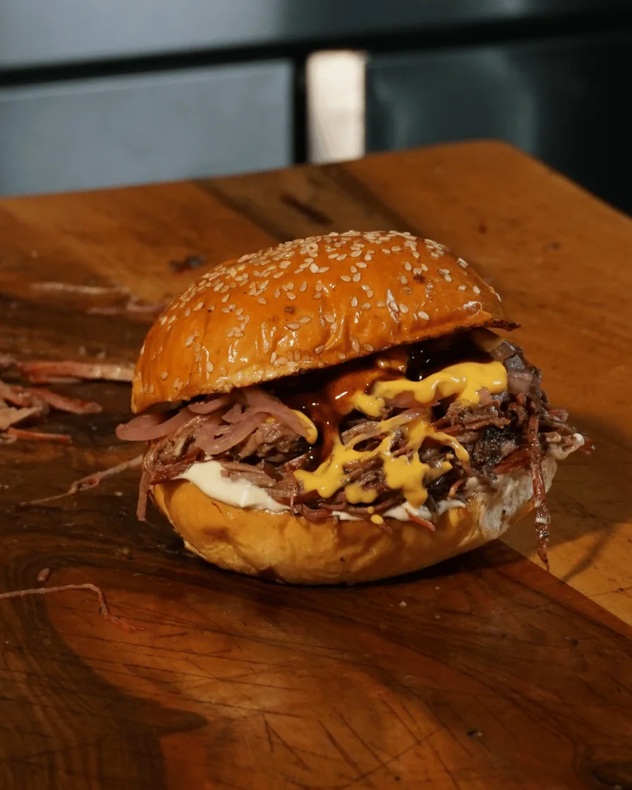 Pulled Beef Brisket Burger ile farklı bir burger molası